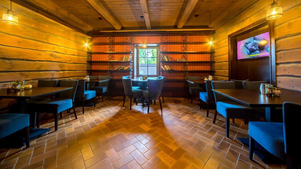 Hotel - Bar Grafaite Шяуляй Екстер'єр фото