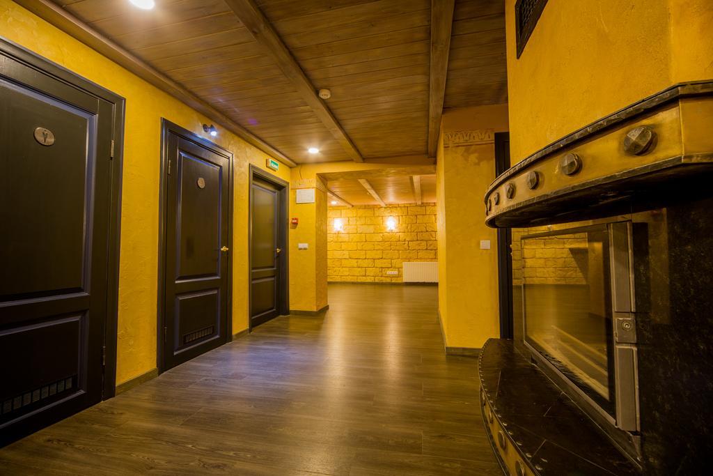 Hotel - Bar Grafaite Шяуляй Екстер'єр фото