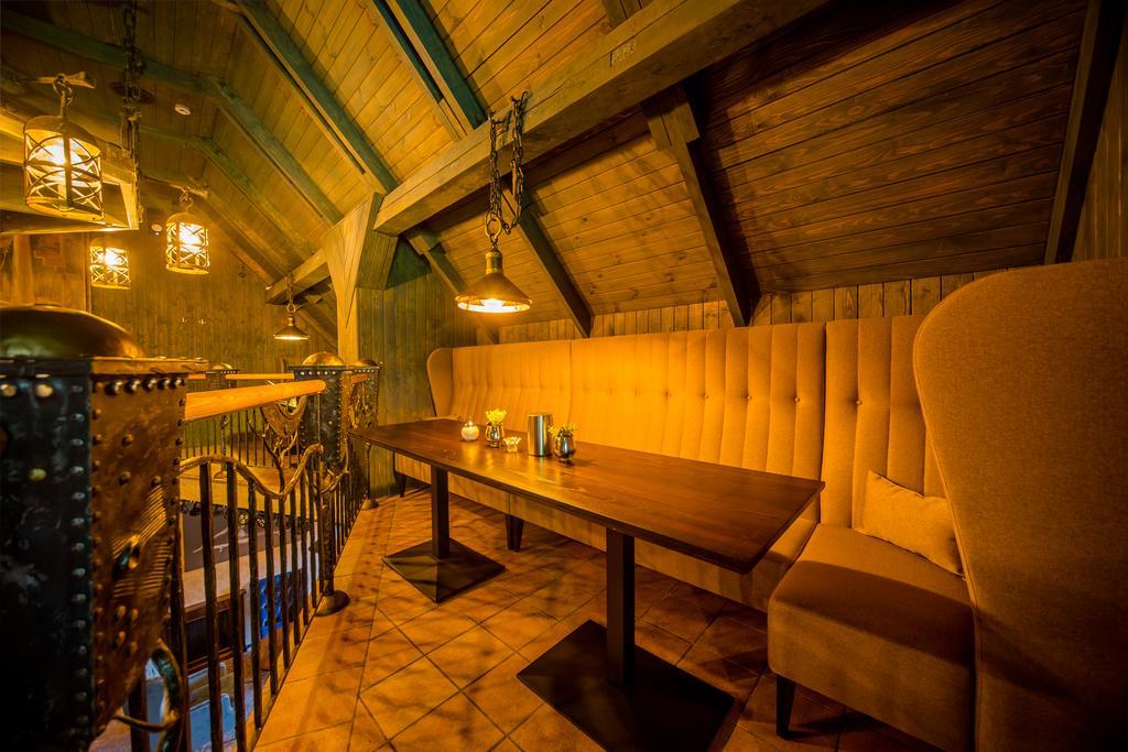 Hotel - Bar Grafaite Шяуляй Екстер'єр фото