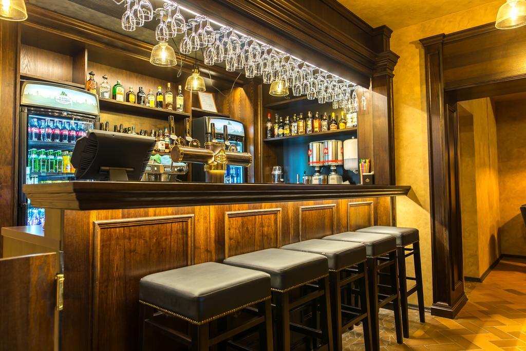 Hotel - Bar Grafaite Шяуляй Екстер'єр фото