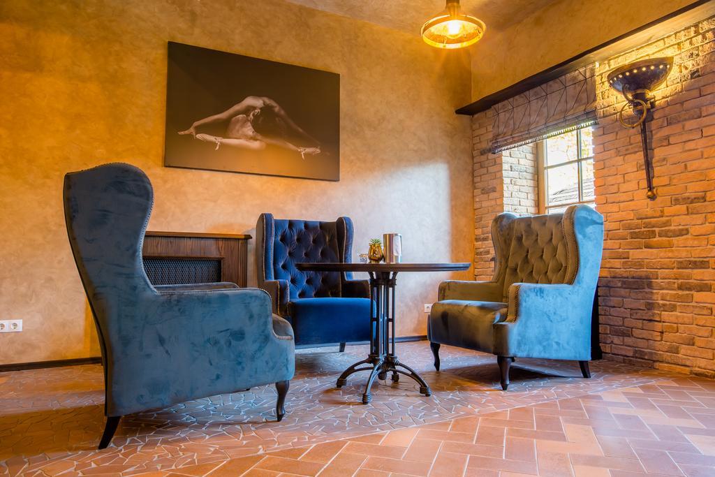 Hotel - Bar Grafaite Шяуляй Екстер'єр фото